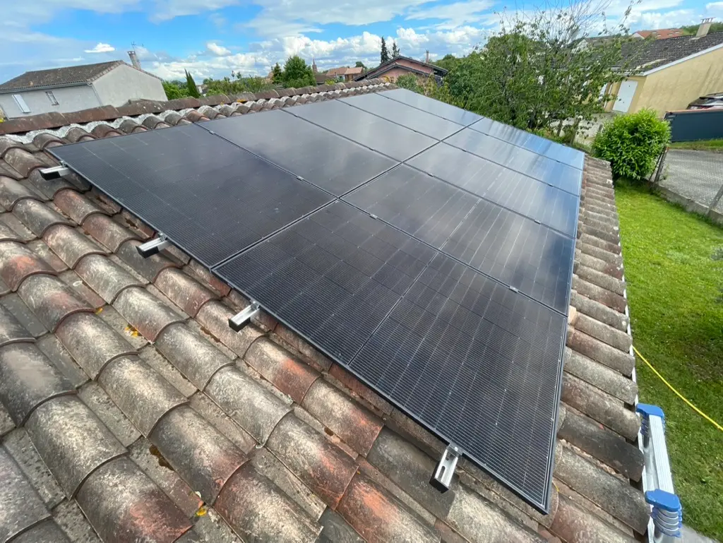 6 Kw de panneaux solaires posés sur une maison individuelle à grenade